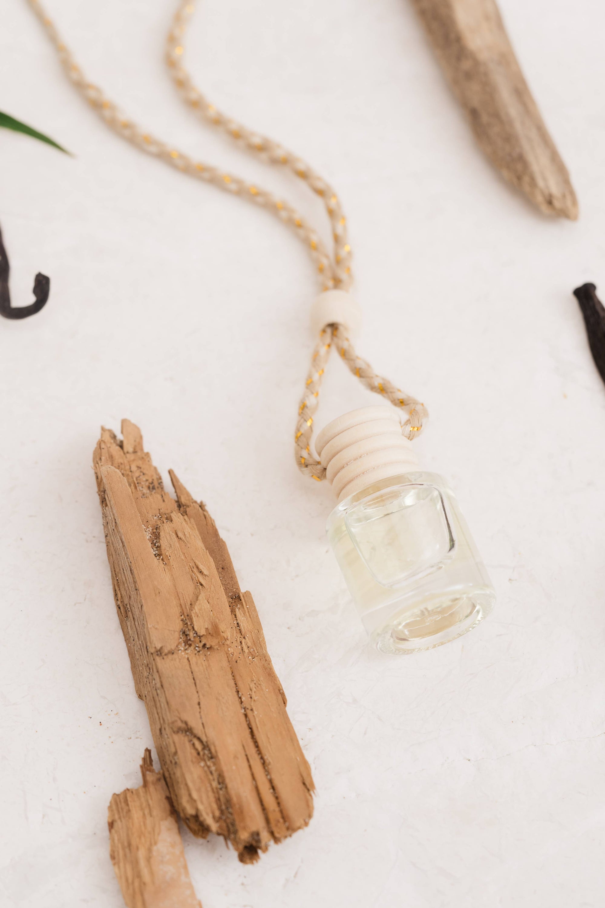 Maldives Car Diffuser – Plum, Vanilla & Amber: Unpackaged